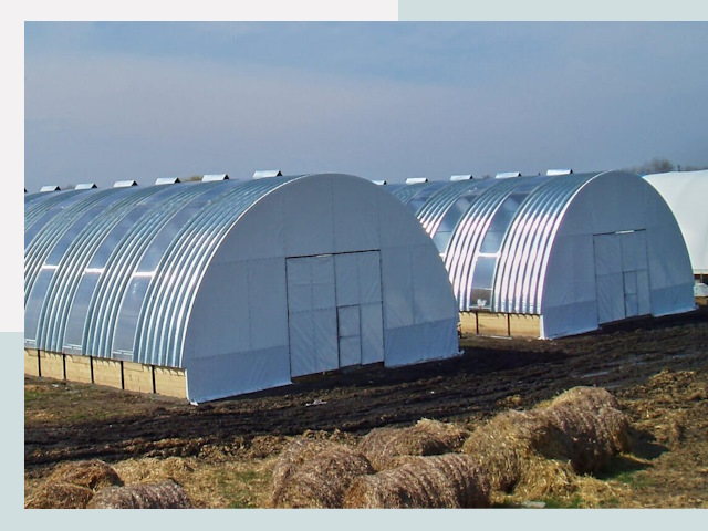 Сельскохозяйственные здания в Крымске